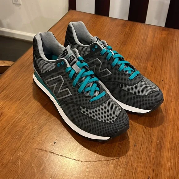 New Balance 574 Shoes Sneakers ML574ALD grey Mens Size 9.5
